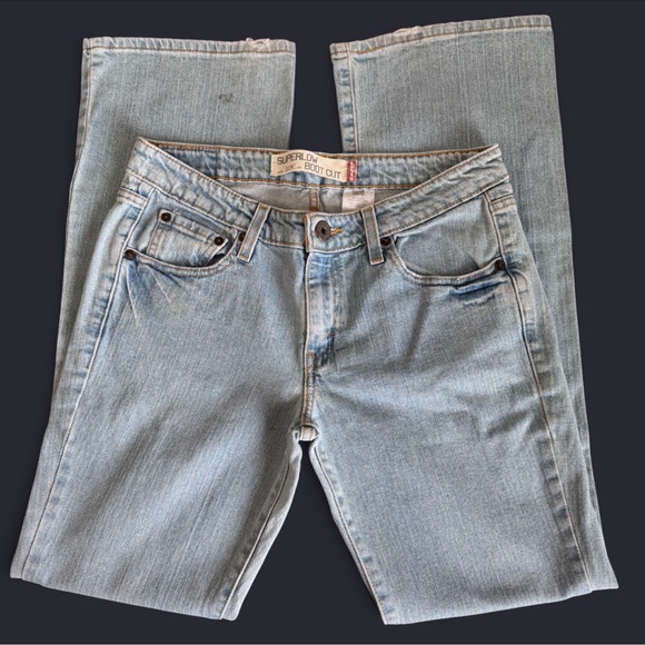 Women’s Vintage Levi’s 518 Super low Bootcut Size 9 - Picture 1 of 7